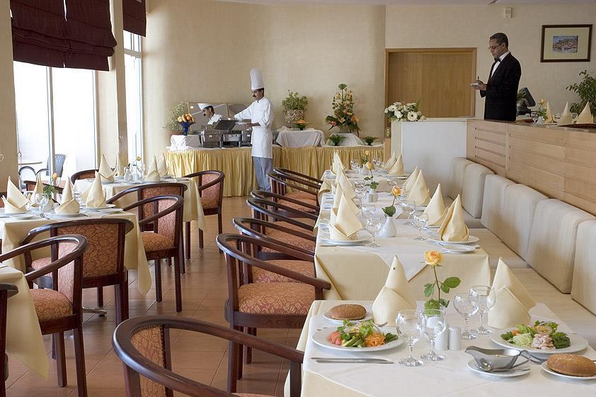 Hotel Farah Kourigha Restaurant foto